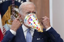 biden325.jpg